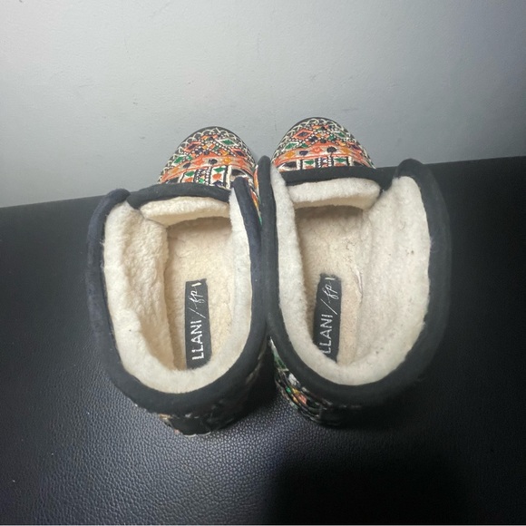 Free People Llani embroidered shearling lined slippers - Picture 5 of 7